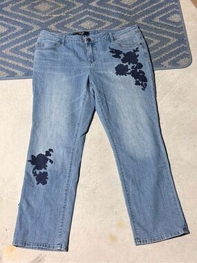 Vera Wang Light Blue Straight Leg Jeans with Navy Floral Appliqué